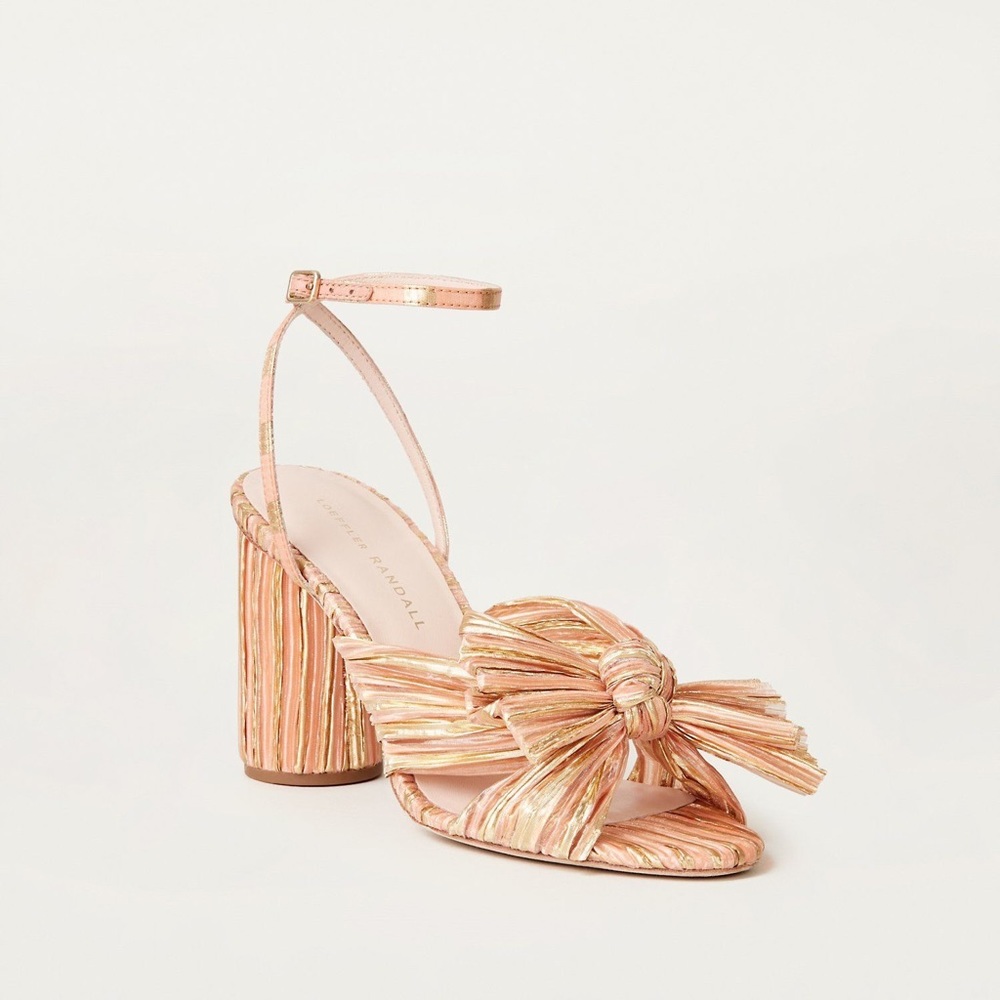 Loeffler Randall 	
Camellia Bow Heel Bermuda/Gold